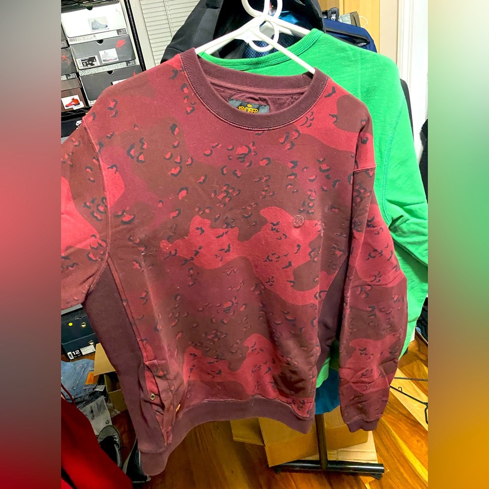 10 Deep Burgundy Camouflage Crewneck Sweatshirt (XL)